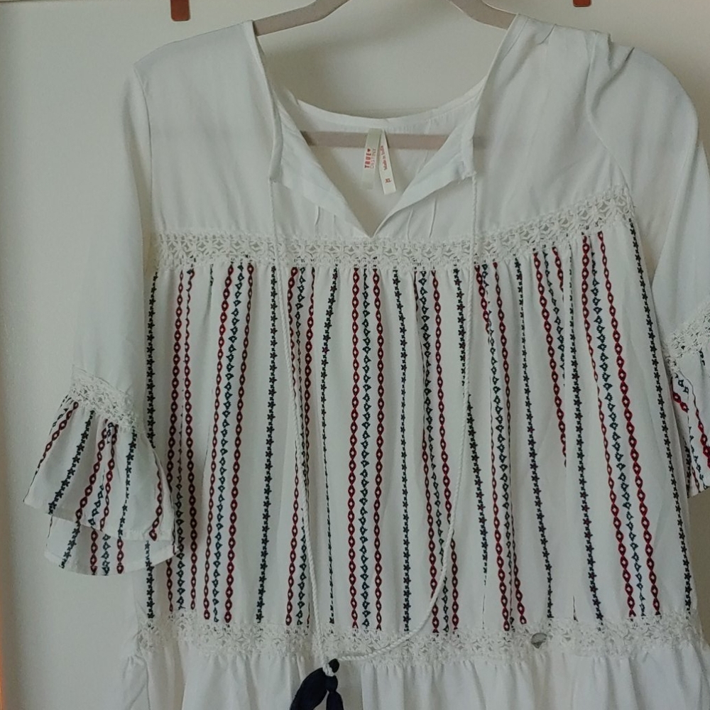 Dress - Picture 2 of 3